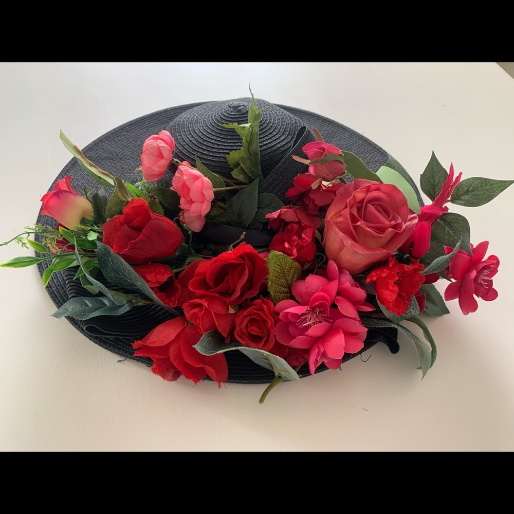 Custom designed red rose floral flower black hat Steeplechase Derby worn once !